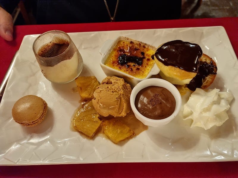 Restaurant La Ferme Du Roy à Lisieux, France