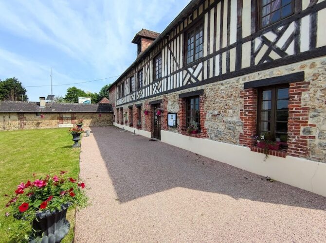 Restaurant La Ferme Du Roy à Lisieux, France