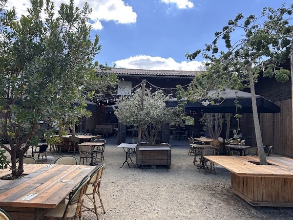 Restaurant La folie des champs à Saclay, France