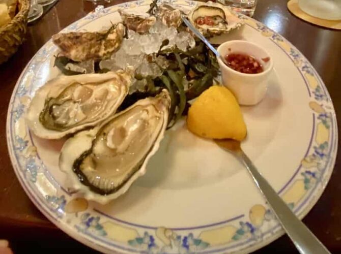 La Fontaine Restaurant à Montigny-le-Bretonneux, France