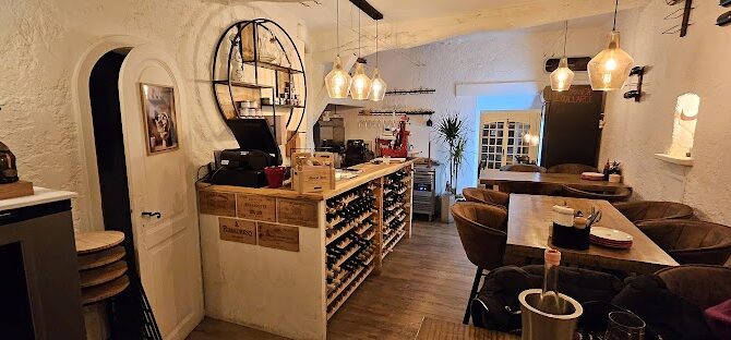 Restaurant La Franchouillarde à Valbonne, France