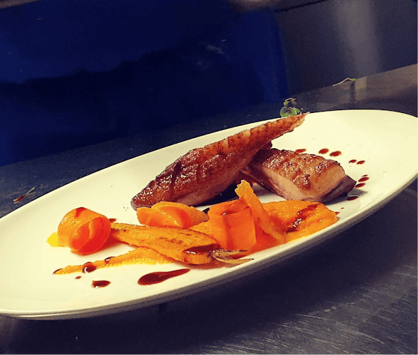 Restaurant La Fraternité – Café Français à Mâcon, France