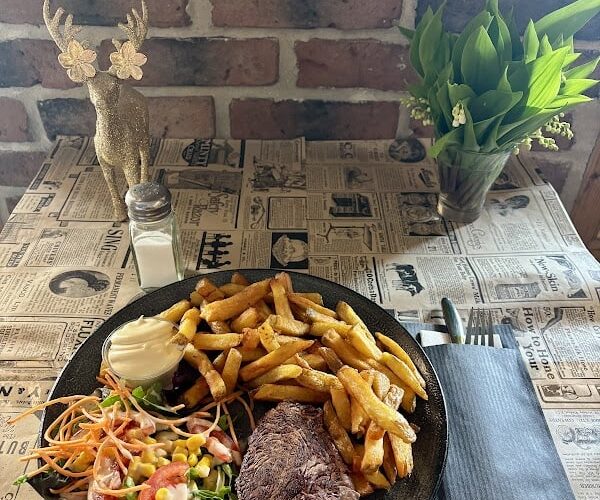 Restaurant La Friterie d’Eva – Bar Friterie à Briançon, France