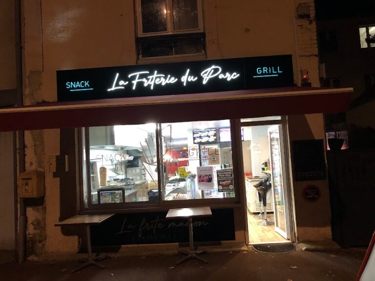 Restaurant La Friterie du Parc à Cabourg, France — photo 1