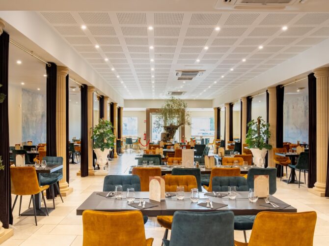 Restaurant La Gloria ristorante à Ludres, France