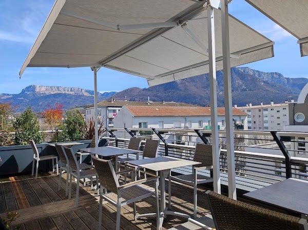 Là-Haut Restaurant Annecy à Annecy, France