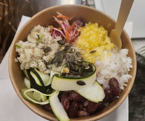 Restaurant La Kréol Bowl à Orly, France