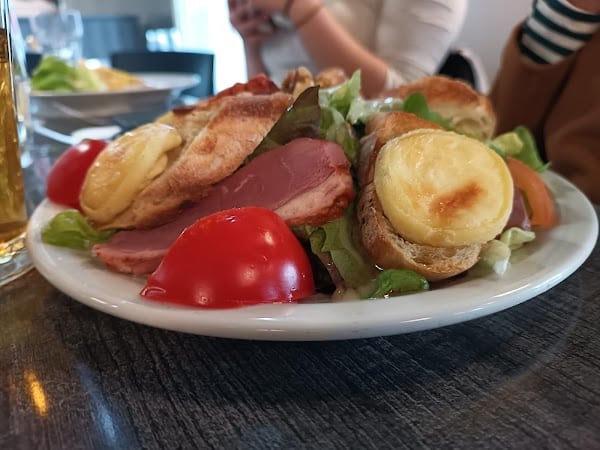 Restaurant La Licorne à Langres, France