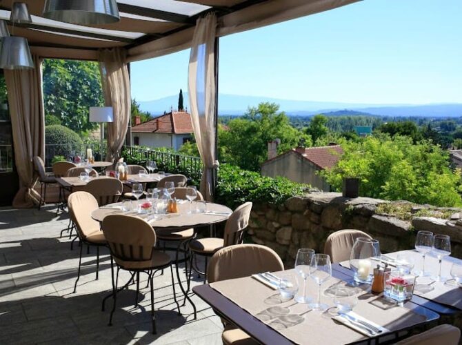 Restaurant La Maison de Celou à Châteauneuf-de-Gadagne, France