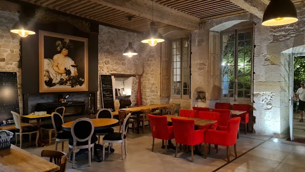 Restaurant La Maison Des Chimères à Mazan, France