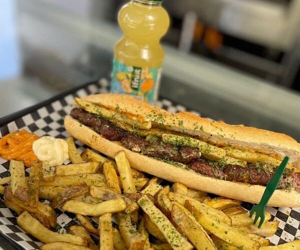 Restaurant La maison du chwa à Orly, France