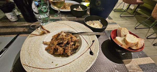 Restaurant La Maison Jacobins à Bourg-en-Bresse, France