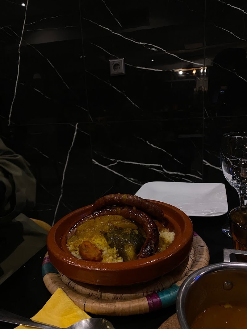 Restaurant La Palmeraie de Beni Mellal ( La Cantine de beni Mellal) à Mantes-la-Jolie, France