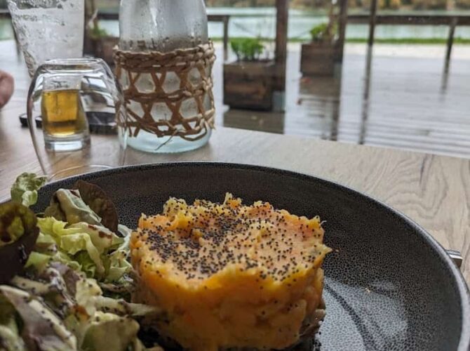 La part des anges restaurant en bord de Lac à Canéjan, France