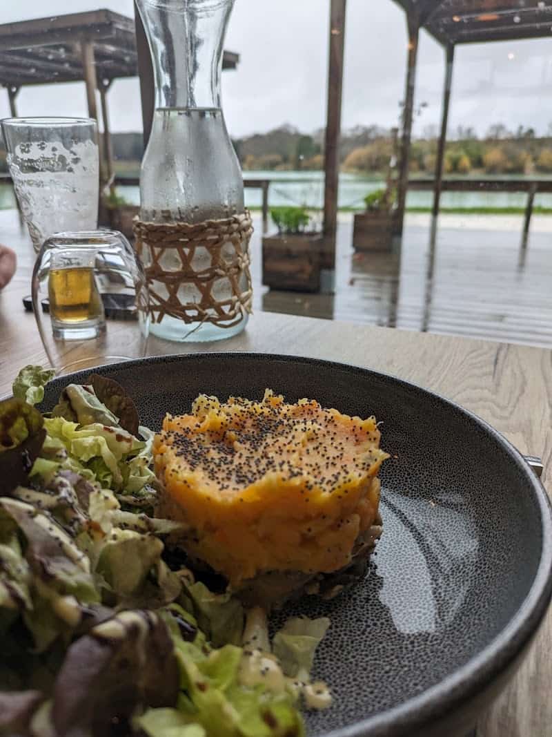La part des anges restaurant en bord de Lac à Canéjan, France