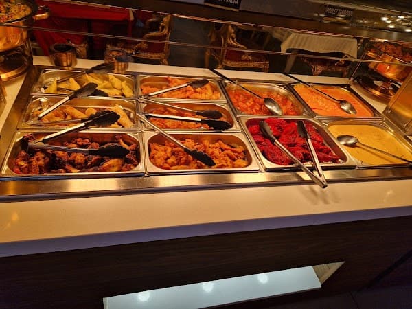 Restaurant La Passerelle Indienne à Décines-Charpieu, France