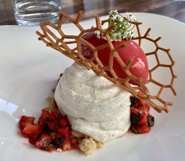 Restaurant La Passerelle à Issy-les-Moulineaux, France