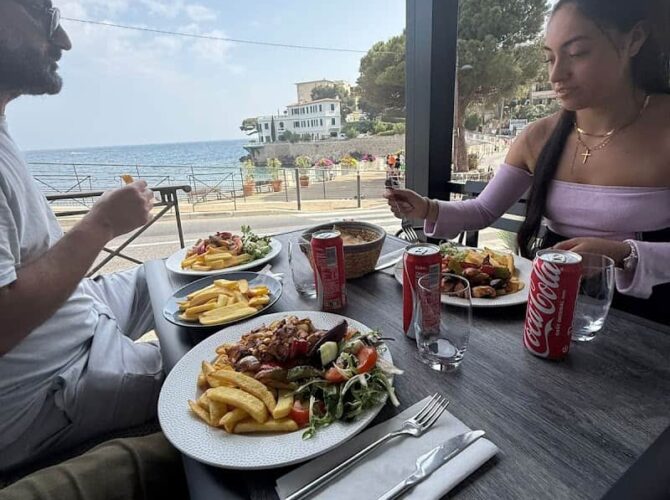 Restaurant La perle méditerranéenne à Cassis, France
