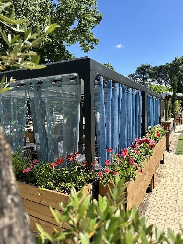 Restaurant La Perrière à Tresses, France