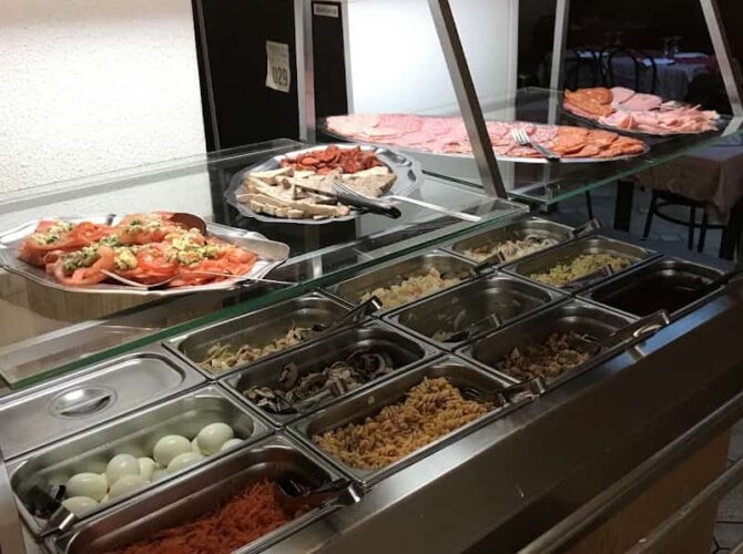 Restaurant La Petite Auberge à Achères, France