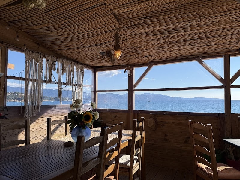 Restaurant La petite voile rouge sagone à Vico, France