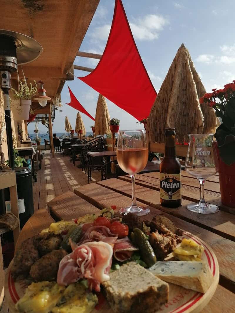 Restaurant La petite voile rouge sagone à Vico, France