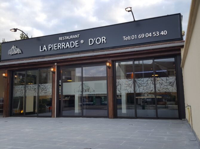 Restaurant La Pierrade d’Or à Sainte-Geneviève-des-Bois, France