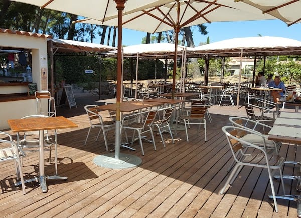 Restaurant La Pinede à Saint-Cyr-sur-Mer, France