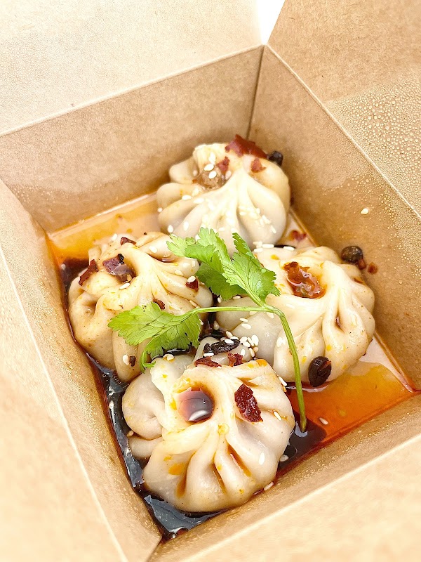 Restaurant La Pivoine 牡丹 à Crépy-en-Valois, France