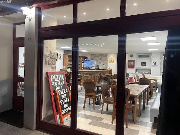 Restaurant La Pizz à Neufchâteau, France