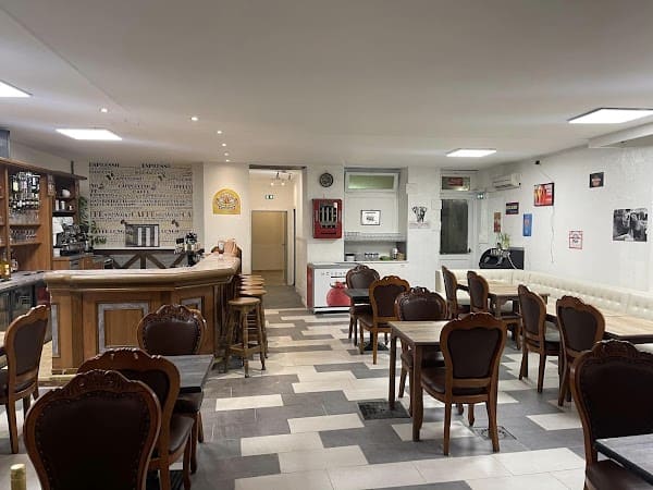 Restaurant La Pizz à Neufchâteau, France