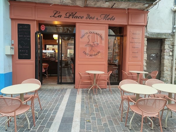 Restaurant La Place des Mets à Le Val, France