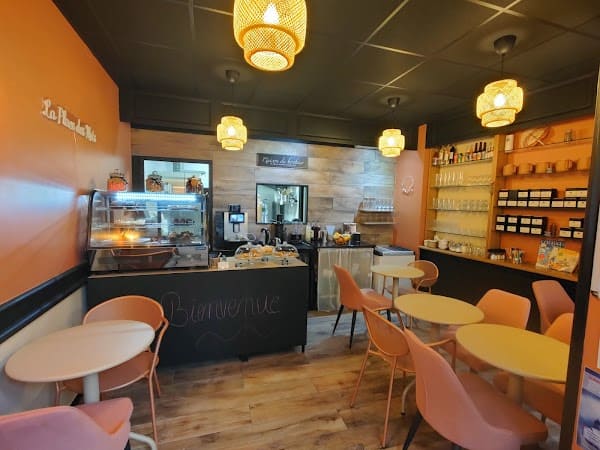 Restaurant La Place des Mets à Le Val, France