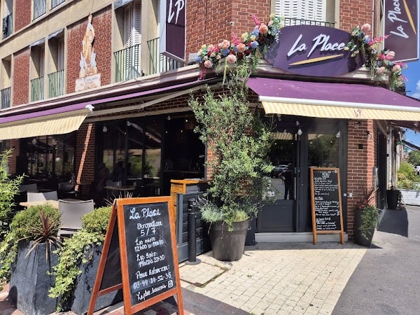 Restaurant La Place à Beauvais, France