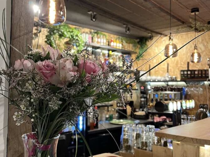 Restaurant La Place à Saint-Junien, France