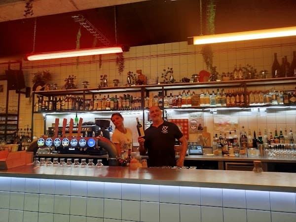 Restaurant La plancha des halles à Béziers, France