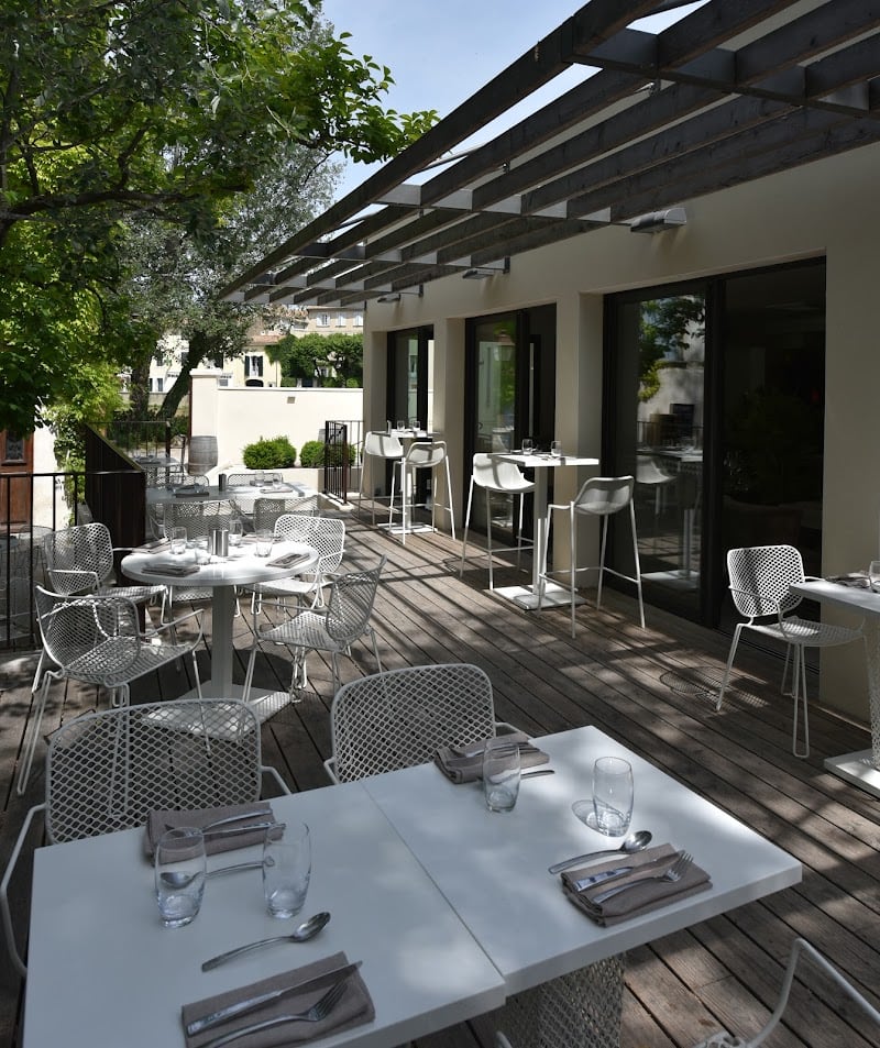 Restaurant La Presqu’Ile à Bédarrides, France