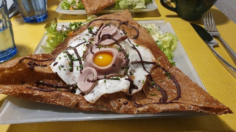 Restaurant La p’tite Reine à Châteauroux, France