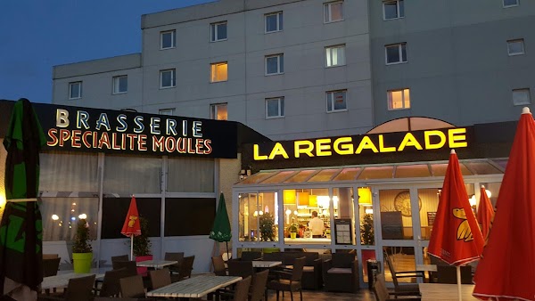 Restaurant La Régalade Brasserie – Plage de Calais à Calais, France