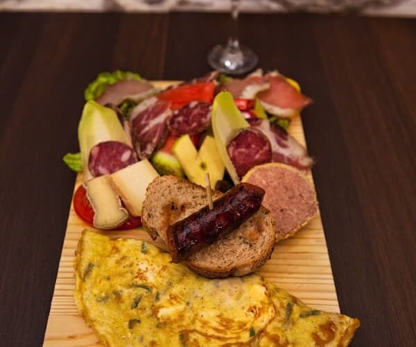 Restaurant La Rivière des Vins à Corte, France