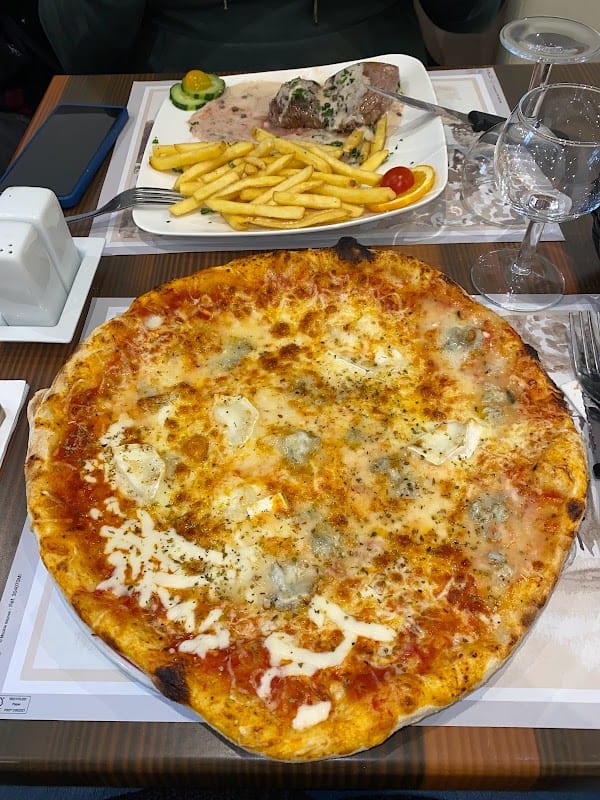 Restaurant LA SABRINA à Orly, France