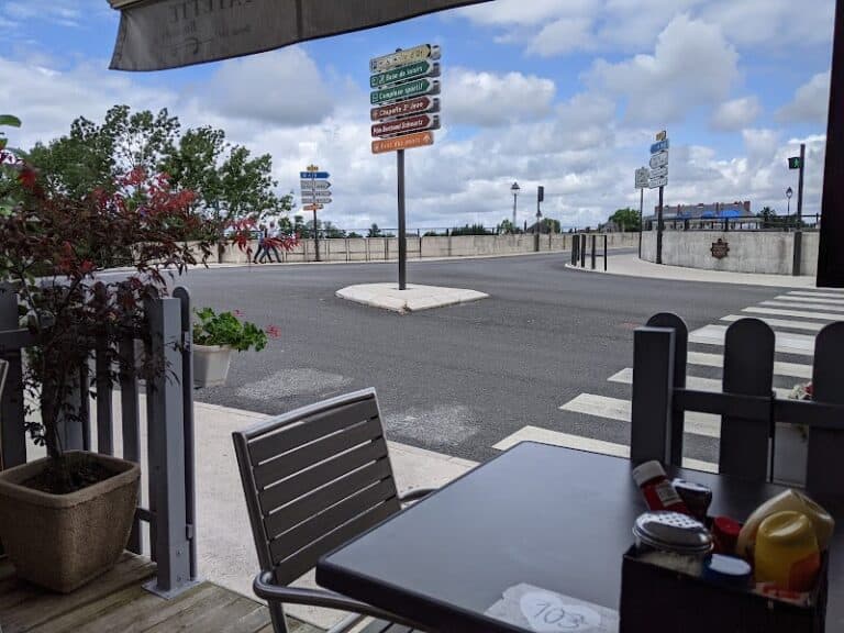 Restaurant La Salamandre à Amboise, France — photo 1
