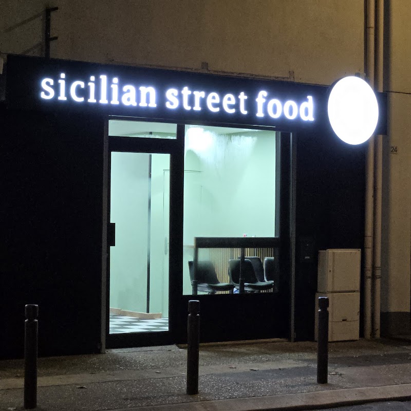 Restaurant La strada à Achères, France