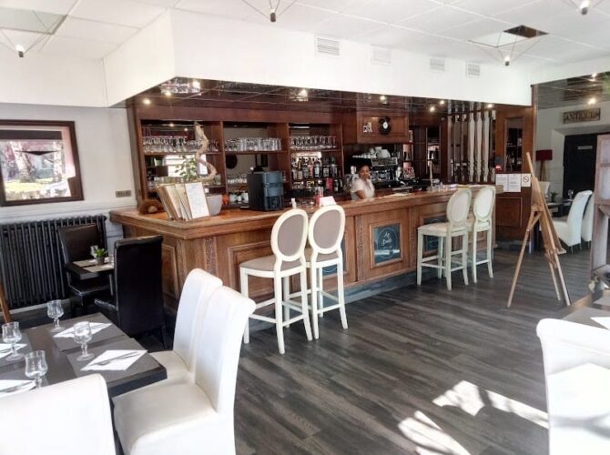 Restaurant La Suite du Sellig à Castelsarrasin, France