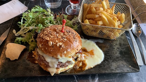Restaurant LA TABLE DE ROSE à Gilly-sur-Isère, France