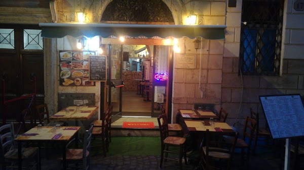 Restaurant La Taverna Madonna Dei Monti 16 à Rome, Italie