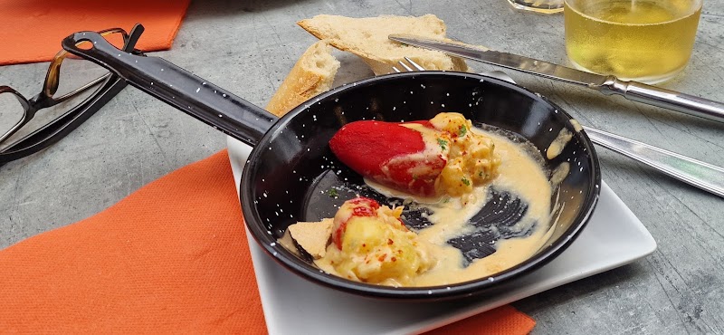 Restaurant La Taverne Basque à Saint-Jean-de-Luz, France