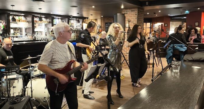Restaurant La Taverne des Rois à Cergy, France