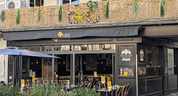 Restaurant La Taverne à Fontainebleau, France