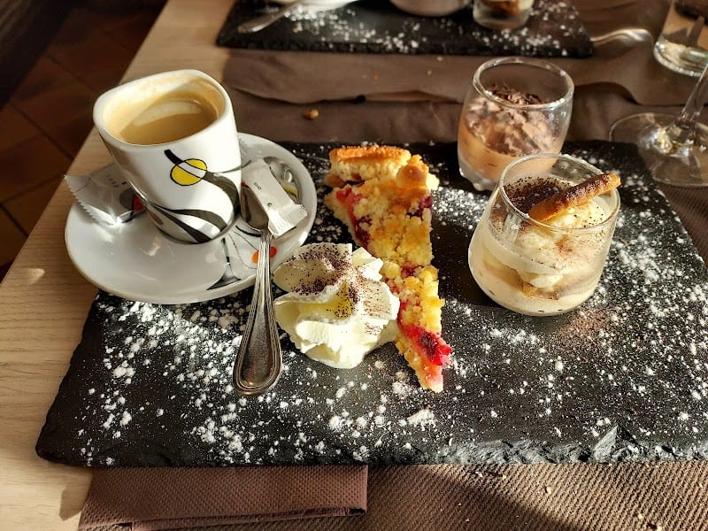 La Taverne Vauban Restaurant à Bergues, France